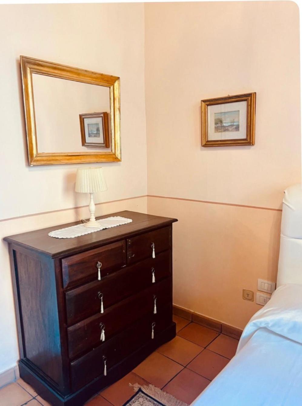Maison Barriera - Luxury Suites - Salerno City Center מראה חיצוני תמונה